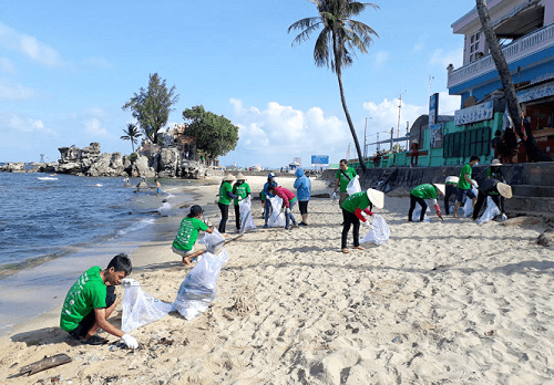 Cùng chung tay giữ màu xanh của biển (8/6/2018)